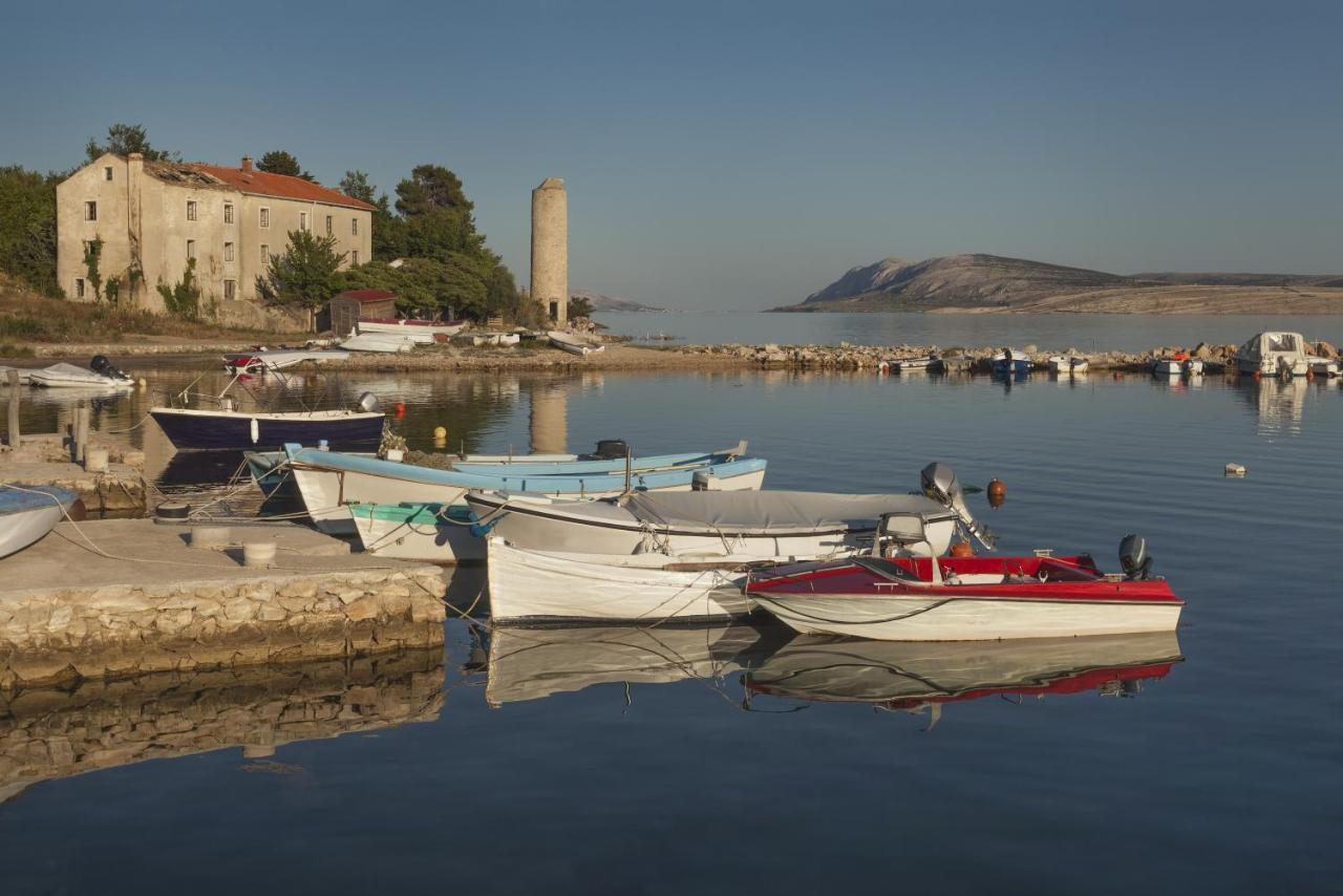 Galapagus Privat Beach & Boat Dock Appartement Metajna Buitenkant foto